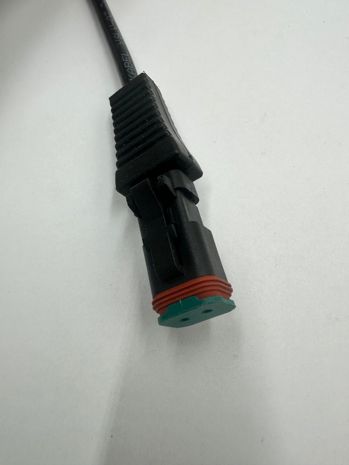 Przewód połączeniowy z wtyczką Deutsch do cewki zaworu MBB Palfinger