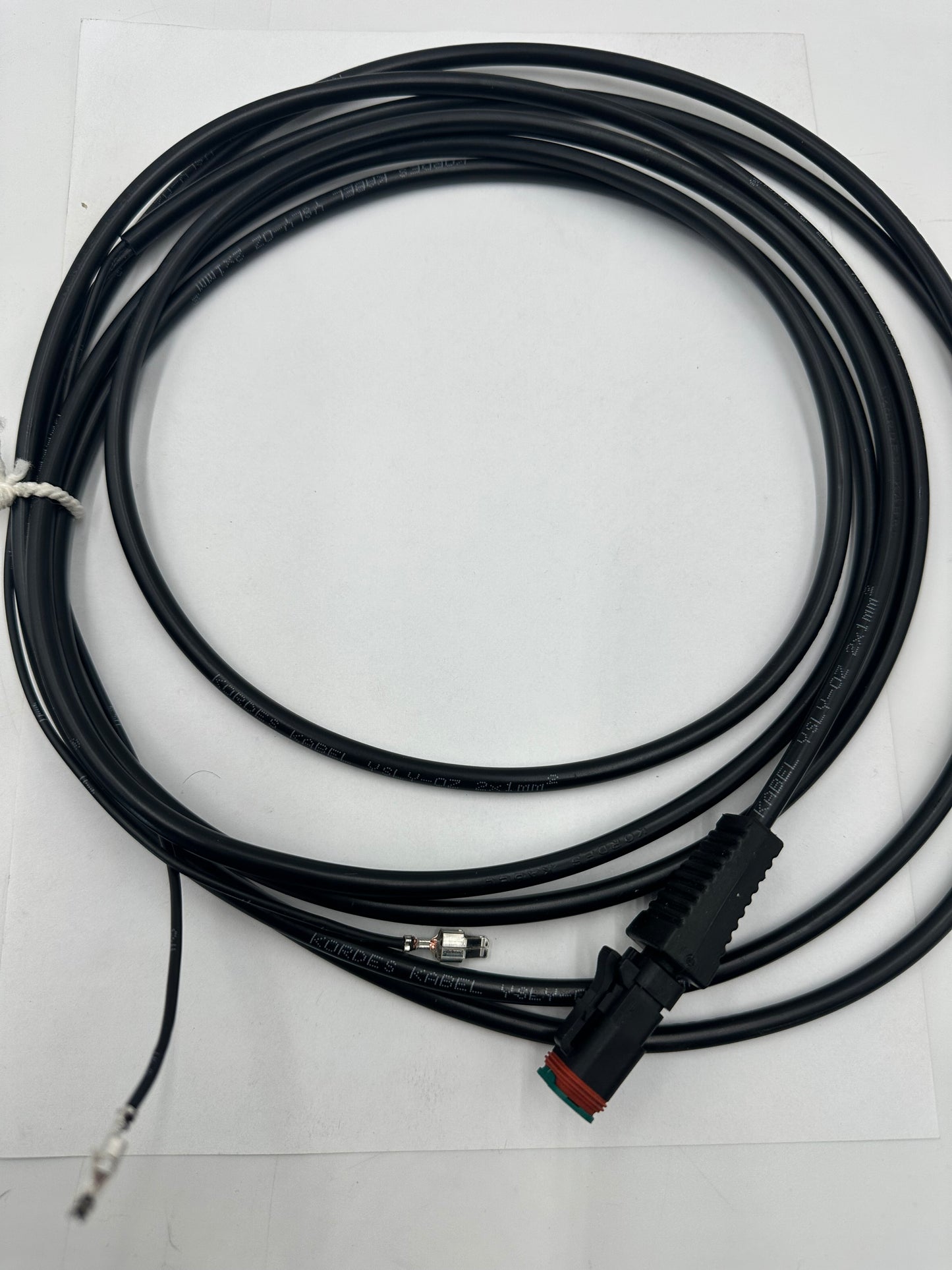 Przewód połączeniowy z wtyczką Deutsch do cewki zaworu MBB Palfinger