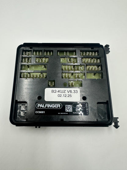 Płytka elektroniczna 12/24V do wind załadowczych MBB Palfinger 2030398 (używana)