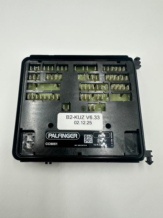 Płytka elektroniczna 12/24V do wind załadowczych MBB Palfinger 2030398 (używana)