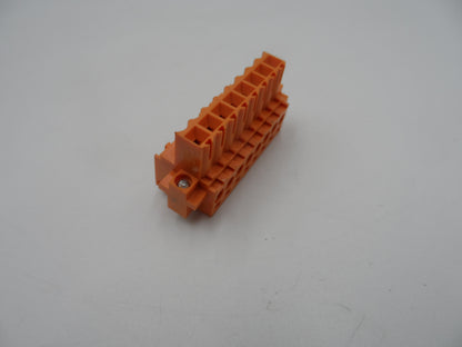Wtyczka elektryczna 8-pin EEA2604